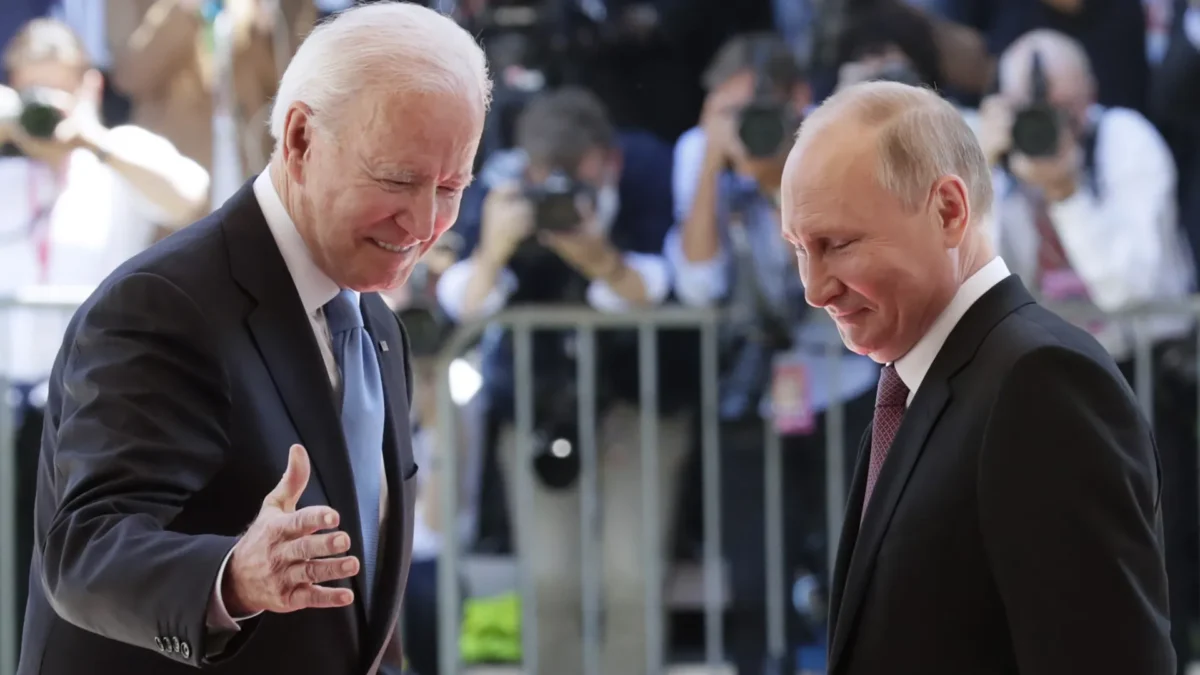 EUA de Biden isolado na OTAN por favorecer Putin